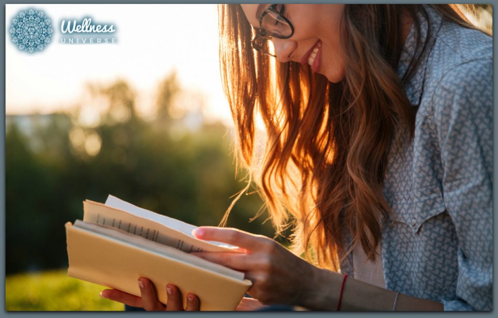 5 Ways Reading Makes You A Better Writer by Laura Di Franco #TheWellnessUniverse #WUVIP #Reading